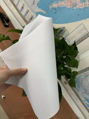 Непокрытая высокая объемная древесина без офсетной книжной бумаги, изготовленная для производства индивидуальной формы