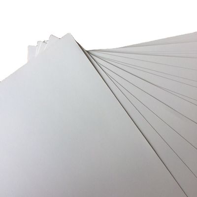 PE покрытый 250-350гсм C2S/GC2/High Bulk Art Card Paper Roll для печати и упаковки
