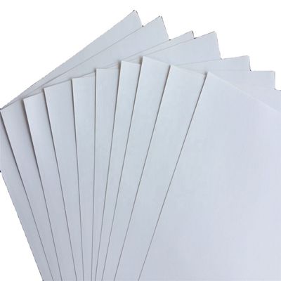 Оффсетное печать совместимая C2s 80gsm-250gsm художественная бумага Мат в реме пакет для покрытых