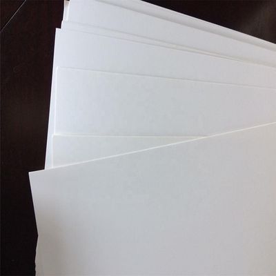 Химико-механическая целлюлоза 230/250/300GSM C1S Картон из коробки из слоновой кости в листе с 100% древесной целлюлозой